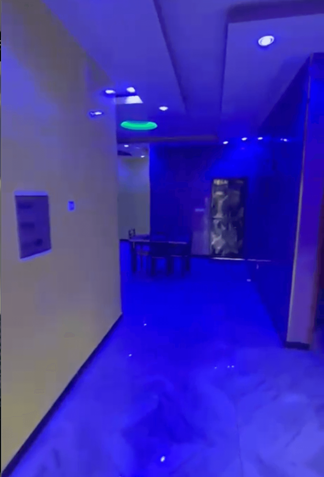 Une villa de 300m2 avec 3 chambres tous avec SDB et salon à NGuékhokh - Miniature 3