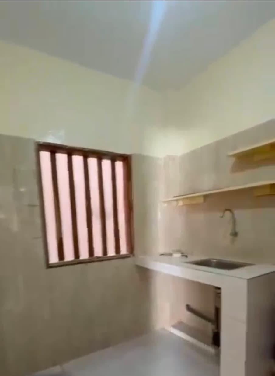 2 belles chambres  Salon Cuisine Salle d'eau indépendante pour visiteur   - Miniature 2